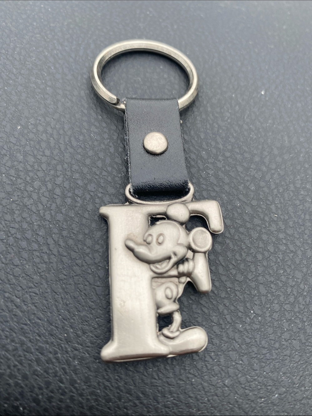 Disney Black Key chain ⛓️💥 with Silver Mickey 'F' Letter Charm